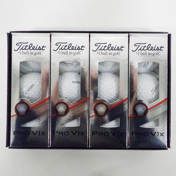 実際に弊社で買取させて頂いた【未使用/オウンネーム】Titleist/タイトリスト PRO V1x ゴルフボール ホワイト 1ダース