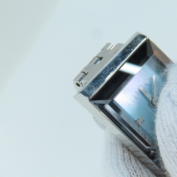 実際に弊社で買取させて頂いたGUCCI/グッチ ブルーシェル文字盤 石付き クォーツ/ウォッチ/時計【動作未確認】の画像 5枚目