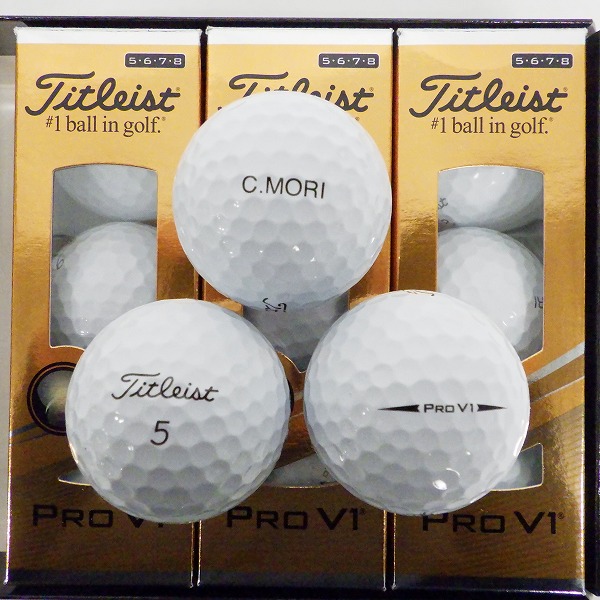 実際に弊社で買取させて頂いた【未使用/オウンネーム】Titleist/タイトリスト PRO V1 ゴルフボール ホワイト 1ダースの画像 1枚目
