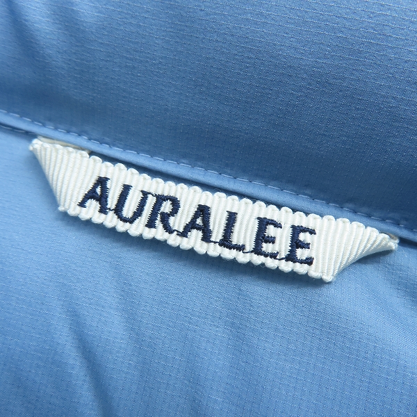 実際に弊社で買取させて頂いたAURALEE/オーラリー SUPER LIGHT NYLON RIPSTOP DOWN BLOUSON ダウンブルゾン/ダウンジャケット A23AB01NL/5の画像 2枚目