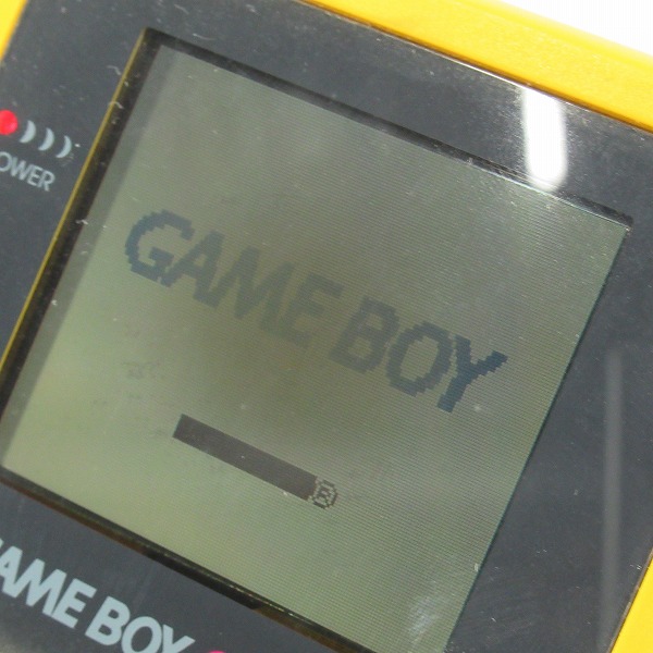 実際に弊社で買取させて頂いたNintendo/任天堂 GAME BOY COLOR/ゲームボーイカラー イエロー CGB-001【簡易動作確認済】の画像 3枚目