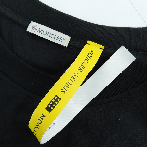 実際に弊社で買取させて頂いたMONCLER/モンクレール 23SS GENIUS SS T-SHIRT ジーニアス ワッペン 半袖Tシャツ ブラック I209R8C00001 M3568/XXLの画像 2枚目