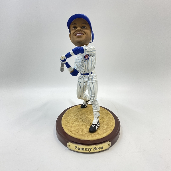 実際に弊社で買取させて頂いたTHE MEMORY COMPANY Sammy Sosa ボブルヘッドフィギュア リミテッドエディション 3500体限定の画像 1枚目