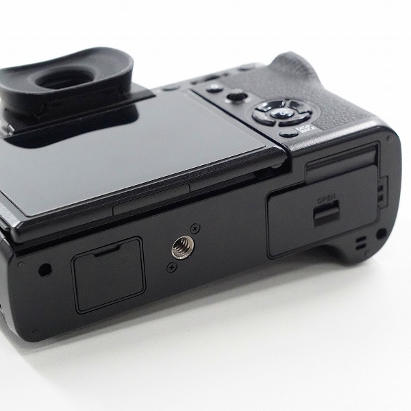 実際に弊社で買取させて頂いたFUJIFILM/富士フィルム X-T3 ミラーレス一眼 デジタルカメラ ボディ 動作確認済みの画像 6枚目
