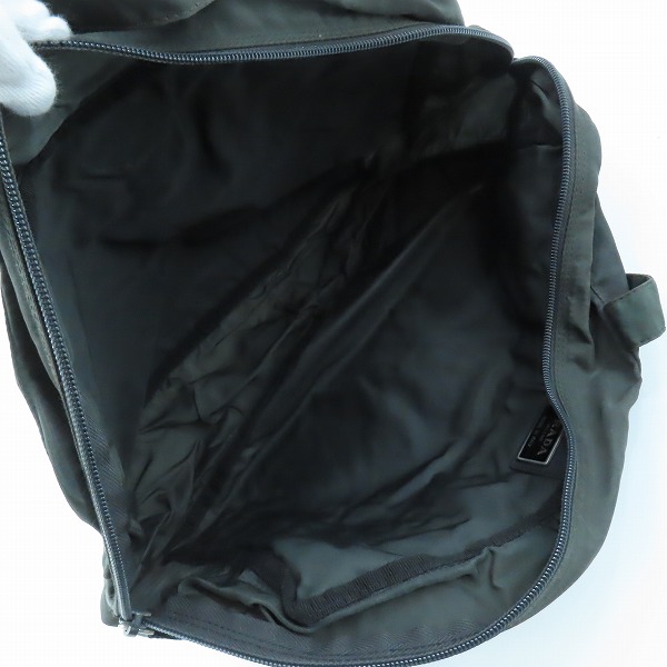 実際に弊社で買取させて頂いたPRADA/プラダ ロゴプレート ナイロン ハンドバッグ グレーの画像 3枚目