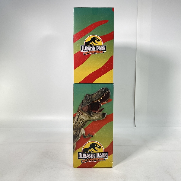 実際に弊社で買取させて頂いた【未開封】フリュー みんなのくじ ジュラシックパーク 30TH ANNIVERSARY T-レックスバトルver/ディロフォサウルス 2点セットの画像 1枚目