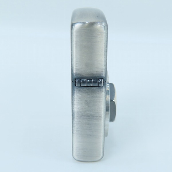 実際に弊社で買取させて頂いたZIPPO/ジッポー Harley-Davidson/ハーレーダビッドソン 立体メタル ディスクメタル ボルトオン シルバーカラー 1996年製の画像 2枚目