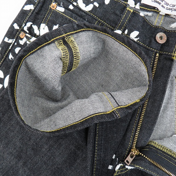 実際に弊社で買取させて頂いたJUNYA WATANABE MAN COMME des GARCON×10・corso・como×LEVI'S ペイント加工 デニム パンツ SA-P201/AD2007/32-34の画像 2枚目