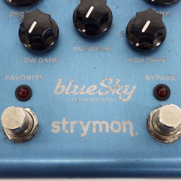 実際に弊社で買取させて頂いたStrymon/ストライモン blueSky ブルースカイ リバーブ マシーン エフェクター【動作確認済】の画像 2枚目