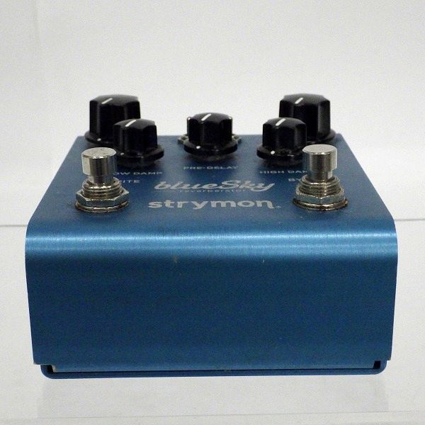 実際に弊社で買取させて頂いたStrymon/ストライモン blueSky ブルースカイ リバーブ マシーン エフェクター【動作確認済】の画像 3枚目