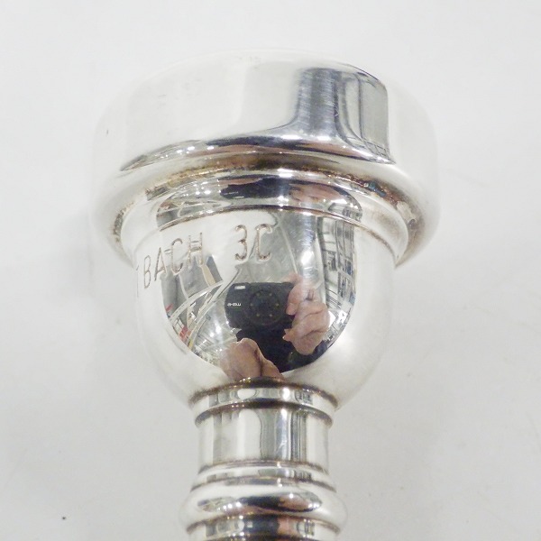 実際に弊社で買取させて頂いたVincent Bach/ヴィンセントバック 3C トランペット用マウスピース シルバーの画像 1枚目