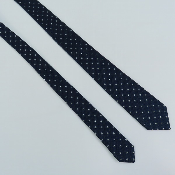 実際に弊社で買取させて頂いたHERMES/エルメス Hロゴ総柄 シルク ネクタイの画像 3枚目