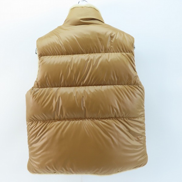 実際に弊社で買取させて頂いた【JPタグ】MONCLER/モンクレール 24AW COLBRICON リバーシブル ベスト BEIGE J20911A00148/2の画像 3枚目