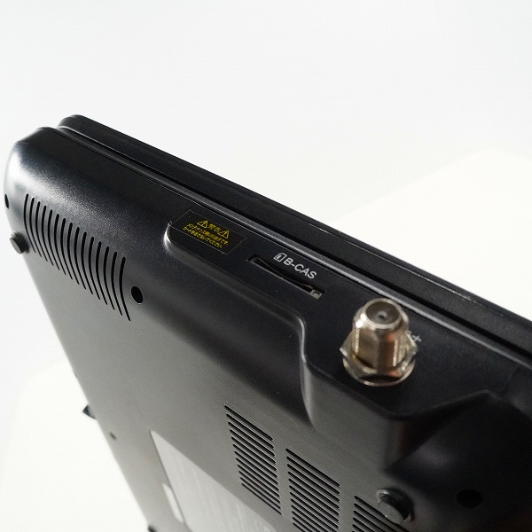 実際に弊社で買取させて頂いたAKART/アカート AK-PD101F 10.1インチ ポータブル DVDプレーヤー 動作確認済みの画像 8枚目