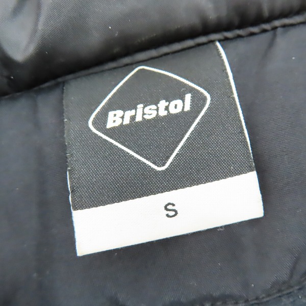 実際に弊社で買取させて頂いたF.C.Real Bristol/エフシーレアルブリストル 16A/W PADDED FIELD COAT フィールドコート FCRB-167024 Sの画像 2枚目