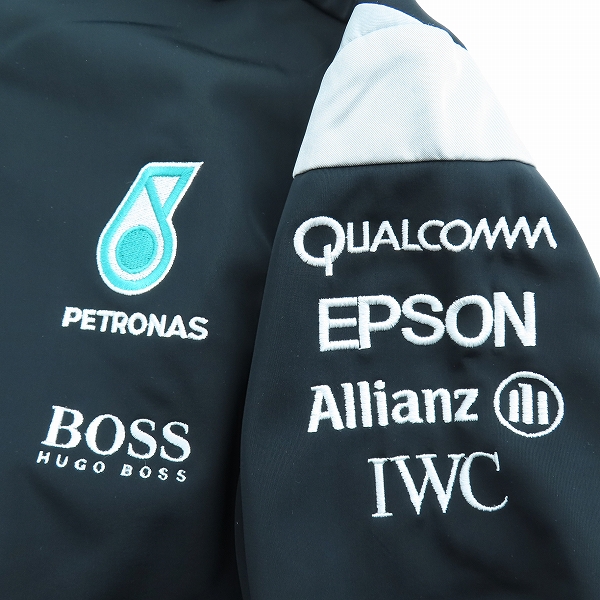 実際に弊社で買取させて頂いた【未使用】HUGO BOSS×Mercedes-Benz/ヒューゴボス×メルセデスベンツ AMG PETRONAS ジャケット /XXLの画像 7枚目