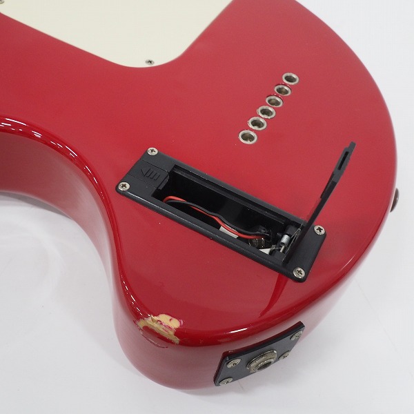 実際に弊社で買取させて頂いた★FERNANDES/フェルナンデス ZO-3 ぞうさん アンプ内蔵エレキギター レッド ソフトケース付の画像 7枚目