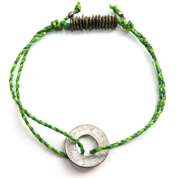 実際に弊社で買取させて頂いたAMP JAPAN/アンプジャパン コイン ブレスレット グリーンの画像 1枚目