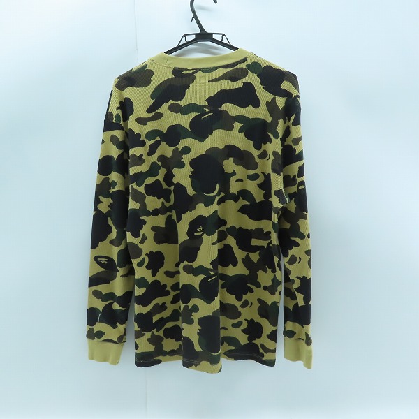 実際に弊社で買取させて頂いたA BATHING APE/アベイシングエイプ UNDERWEAR 1ST CAMO THERMAL LT ロングスリーブTシャツ XLの画像 1枚目