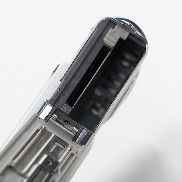 実際に弊社で買取させて頂いたPanasonic/パナソニック DMC-FX01 LUMIX ルミックス コンパクトデジタルカメラ 動作確認済みの画像 8枚目