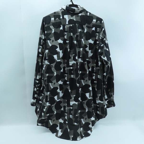 実際に弊社で買取させて頂いたBLACK COMME des GARCONS/ブラックコムデギャルソン AD2018 カモフラ 長袖ボタンシャツ 1B-B008/Lの画像 1枚目