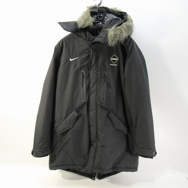 実際に弊社で買取させて頂いたF.C.Real Bristol×NIKE/エフシーレアルブリストル×ナイキ STORM FIT BIG SWOOSH BENCH COAT ベンチコート 789531-010/XL