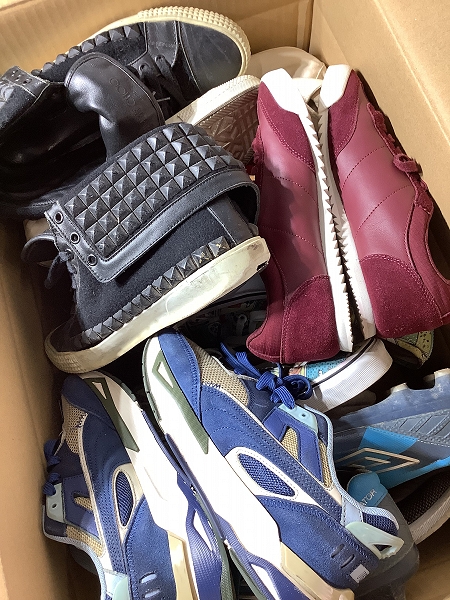 実際に弊社で買取させて頂いた【おまとめ】プーマ/ラコステ/ジミーチュウ 等 スニーカー/ハイカットスニーカー/スパイク 他