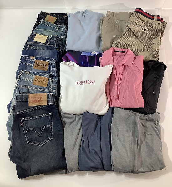 実際に弊社で買取させて頂いた【おまとめ】トゥモローランド/リーバイス/スコッチ&ソーダ  等 長袖パーカー/デニムパンツ/長袖シャツ 他