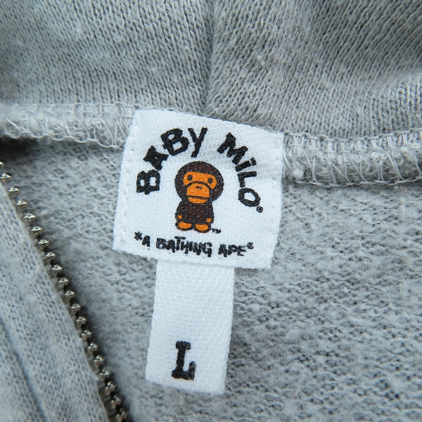 実際に弊社で買取させて頂いたA BATHING APE/アベイシングエイプ  BABY MILO ジップアップ パーカー グレー/Lの画像 2枚目