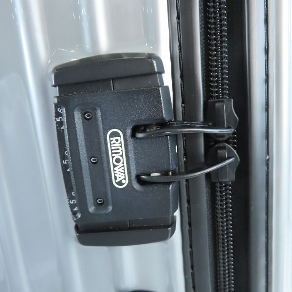 実際に弊社で買取させて頂いたRIMOWA/リモワ サルサ 856.70 2輪 スーツケースの画像 4枚目