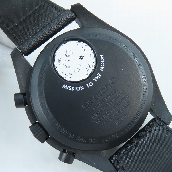実際に弊社で買取させて頂いた【保証期間内】OMEGA × Swatch/オメガ×スウォッチ Bioceramic MoonSwatch MISSION TO THE MOONPHASE SO33B700の画像 3枚目