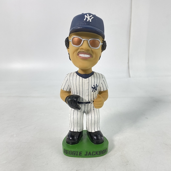 実際に弊社で買取させて頂いたMLB Bobble Dobbles New York Yankees/ニューヨークヤンキース Reggie Jackson/レジージャクソン ボブルヘッド/フィギュアの画像 1枚目