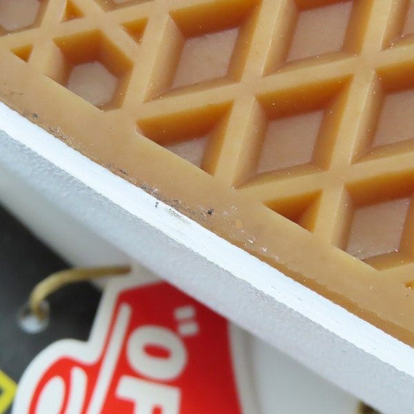 実際に弊社で買取させて頂いた【未使用】 VANS/バンズ NATIONAL GEOGRAPHIC クラシックスリッポン VN0A4U38WT3/28.5の画像 7枚目