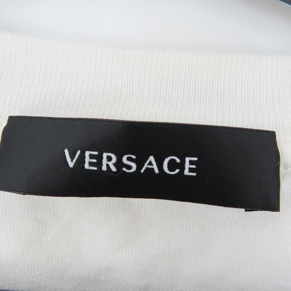 実際に弊社で買取させて頂いたVERSACE/ヴェルサーチ/ヴェルサーチェ 21ss コットン/レーヨン 半袖 Tシャツ/カットソー A87021S/Sの画像 2枚目