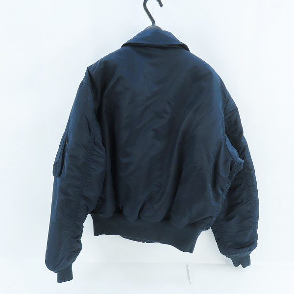 実際に弊社で買取させて頂いたALPHA INDUSTRIES/アルファインダストリーズ MA-1 フライトジャケット 2030-467/XLの画像 1枚目