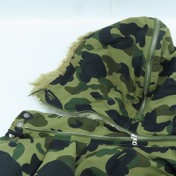 実際に弊社で買取させて頂いたBAPE BY A BATHING APE/アベイシングエイプ 1ST CAMO ファーフーデッド ダウンジャケット Lの画像 8枚目
