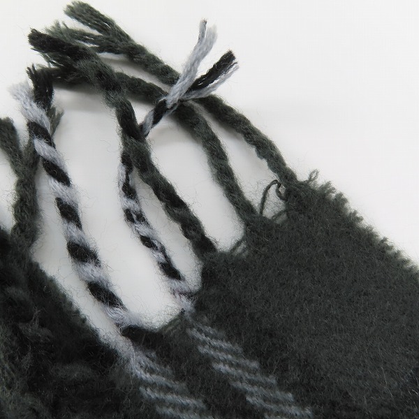 実際に弊社で買取させて頂いたBurberrys/バーバリーズ ノバチェック柄 ウールマフラー ダークグレーの画像 3枚目