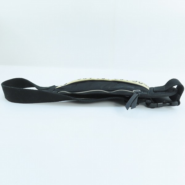 実際に弊社で買取させて頂いたA.P.C./アーペーセー BANANA REPEAT BODY BAG/ボディバッグ/ウェストバッグの画像 2枚目