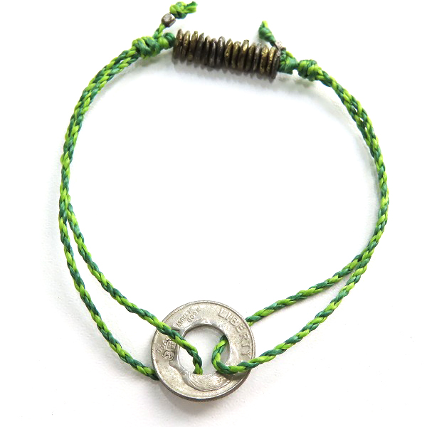 実際に弊社で買取させて頂いたAMP JAPAN/アンプジャパン コイン ブレスレット グリーンの画像 2枚目