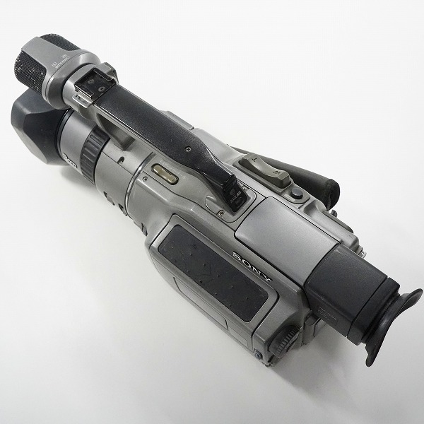実際に弊社で買取させて頂いたSONY/ソニー Digital Handycam DCR-VX1000 デジタルビデオカメラレコーダー 動作未確認の画像 6枚目