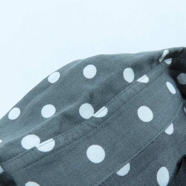 実際に弊社で買取させて頂いたBLACK COMME des GARCONS/ブラックコムデギャルソン ドット切替 ショートスリーブシャツ 1E-B013/AD2019 XLの画像 4枚目