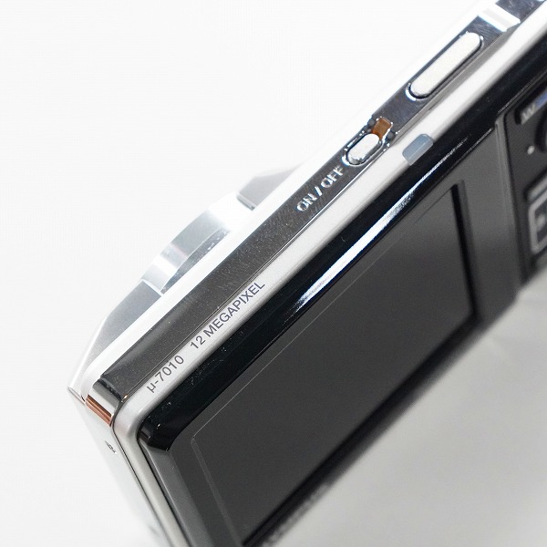 実際に弊社で買取させて頂いたOLYMPUS/オリンパス μ-7010 ミュー コンパクトデジタルカメラ 動作未確認の画像 3枚目