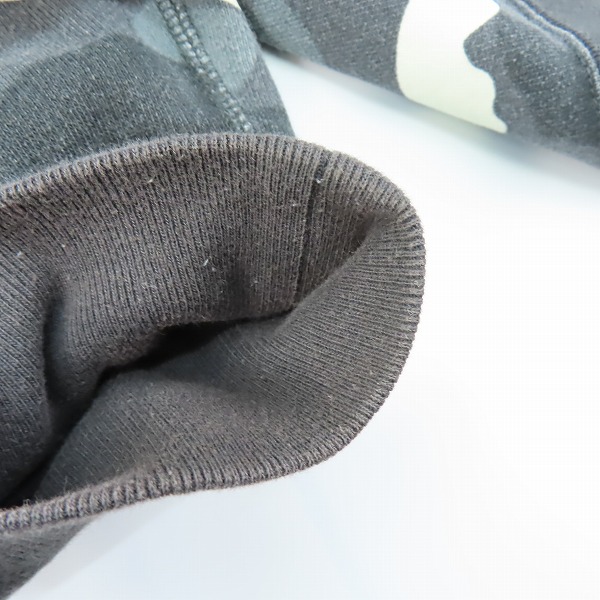 実際に弊社で買取させて頂いたA BATHING APE/アベイシングエイプ WGM カモフラ シャークスウェット トレーナー 001SWD301008X/Lの画像 6枚目