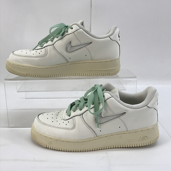 実際に弊社で買取させて頂いたNIKE/ナイキ AIR FORCE 1 '07 PRM VNTG/エアフォース1 プレミアム ビンテージ セイル DO9785-100/24.5の画像 3枚目