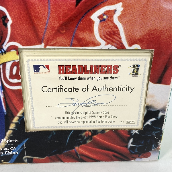 実際に弊社で買取させて頂いた【未開封】Equity Sports HEADLINERS XL SOSA/McGWIRE Linked Together in History フィギュアの画像 5枚目