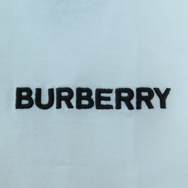実際に弊社で買取させて頂いた【未使用】BURBERRY/バーバリー ロゴ刺繍 半袖Tシャツ オフホワイト 8078115/Sの画像 5枚目