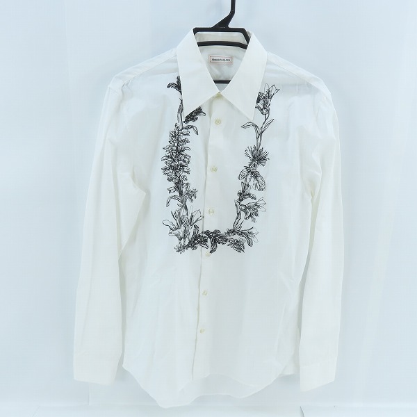 実際に弊社で買取させて頂いたALEXANDER MQUEEN/アレキサンダーマックイーン 刺繍デザイン ボタンシャツ /15++