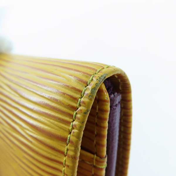 実際に弊社で買取させて頂いたLOUIS VUITTON/ルイヴィトン エピ ポルトフォイユ サラ 二つ折り長財布 M60319 の画像 7枚目