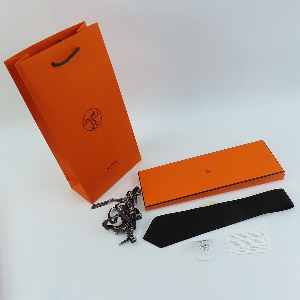 実際に弊社で買取させて頂いたHERMES/エルメス アップサイドダウン ブラック シルク ネクタイの画像 7枚目