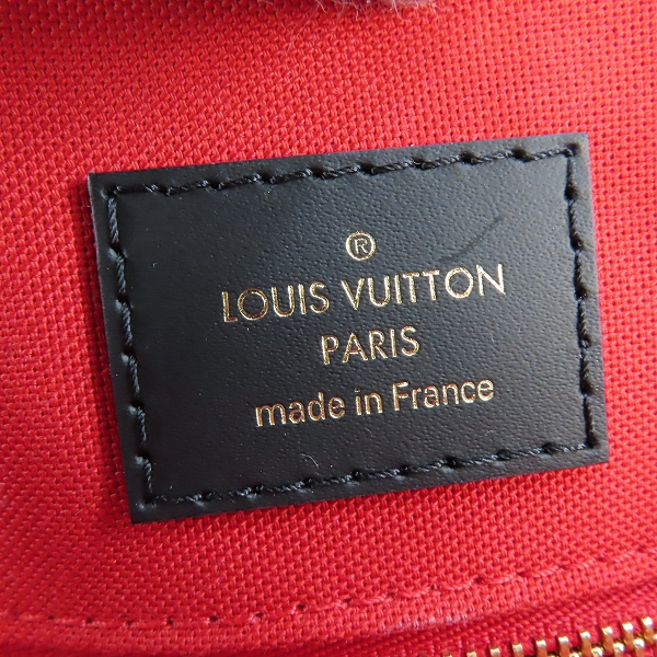 実際に弊社で買取させて頂いたLOUIS VUITTON/ルイヴィトン オンザゴー GM モノグラム ジャイアント 2WAYトートバッグ M44576の画像 5枚目